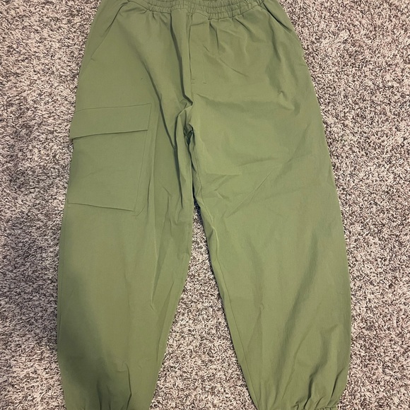 Lululemon lab high rise cuffed trousers - Picture 2 of 5